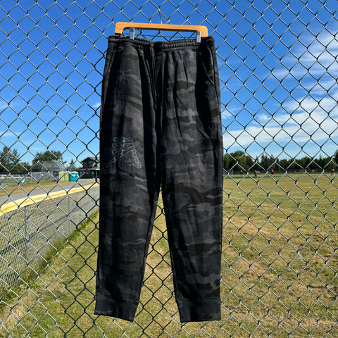 AkS Fleece Pants with Bones in Black Camo 2024