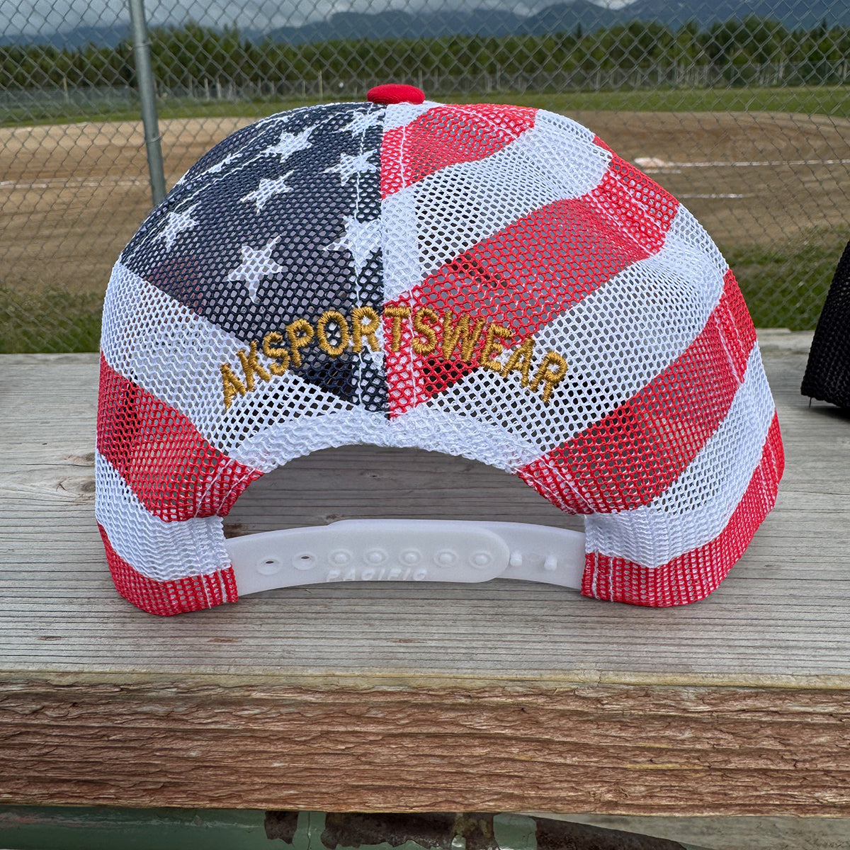 AkS Bones Stripes Snap-Back Trucker hat in White, Red and Flag