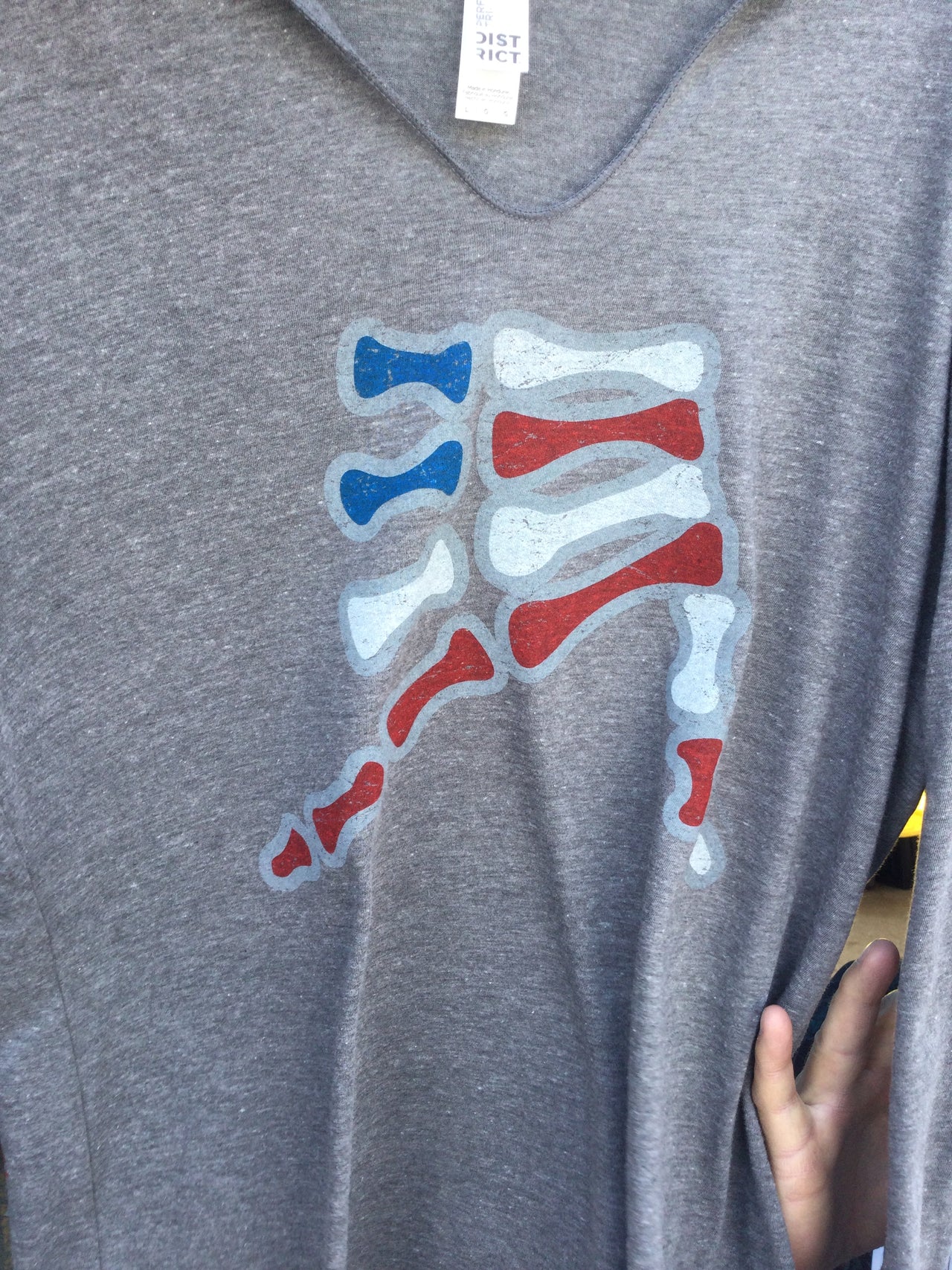 AkS Bones Stripes V-Neck T-Shirt Hoodie in Grey Frost